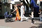 Amsterdam 23 augustus 2019
Kimberley Klaver met haar vriend Michel van den Bergh en zijn kinderen . Ze hebben net ook samen een kindje gekregen.