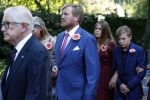 Den Haag 22 augustus 2019
Afscheidsdienst voor prinses Christina op paleis Noordeinde en de koninklijke stallen.
Aanwezig haar Kinderen Bernardo, Nicolas en Juliana alsmede prinses Beatrix prinses Irene prinses Margriet mr Pieter v Vollenhoven Koning Willem Alexander koningin Maxima prinses Mabel prins Constantijn Prinses laurentien en hun kinderen Leonore Claus Casimir Eloise   Prins Carlos  prinses Annemarie prinses Viktoria  Prins Jaime Prinses Carolina met man Albert Brenninkmeijer prinses Margarita met man Tjalling ten cate Prins floris en Prinses Aimee Prins Maurits en Prinses Marilene Prins Pieter Christiaan en Prins Bernhard jr.
