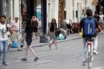Amsterdam 27 augustus 2019
Matthijs van Heijningen met zijn vrouw op de utrechtsestraat.