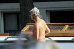 Amsterdam 27 augustus 2019
Mike Kesseler ( vriend Sandra Schuurhof) op zijn woonark