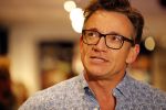 Amsterdam 21 augustus 2019
Boekpresentatie Inge Ipenburg. Tim Akkerman ontvangt het eerste exemplaar.
Paul Groot