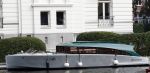 Amsterdam 28 augustus 2019
De nieuwe WATERDREAM boot van prins Bernhard Jr achter zijn huis.