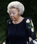 Den Haag 22 augustus 2019
Afscheidsdienst voor prinses Christina op paleis Noordeinde en de koninklijke stallen.
Aanwezig haar Kinderen Bernardo, Nicolas en Juliana alsmede prinses Beatrix prinses Irene prinses Margriet mr Pieter v Vollenhoven Koning Willem Alexander koningin Maxima prinses Mabel prins Constantijn Prinses laurentien en hun kinderen Leonore Claus Casimir Eloise   Prins Carlos  prinses Annemarie prinses Viktoria  Prins Jaime Prinses Carolina met man Albert Brenninkmeijer prinses Margarita met man Tjalling ten cate Prins floris en Prinses Aimee Prins Maurits en Prinses Marilene Prins Pieter Christiaan en Prins Bernhard jr.