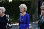 Den Haag 22 augustus 2019
Afscheidsdienst voor prinses Christina op paleis Noordeinde en de koninklijke stallen.
Aanwezig haar Kinderen Bernardo, Nicolas en Juliana alsmede prinses Beatrix prinses Irene prinses Margriet mr Pieter v Vollenhoven Koning Willem Alexander koningin Maxima prinses Mabel prins Constantijn Prinses laurentien en hun kinderen Leonore Claus Casimir Eloise   Prins Carlos  prinses Annemarie prinses Viktoria  Prins Jaime Prinses Carolina met man Albert Brenninkmeijer prinses Margarita met man Tjalling ten cate Prins floris en Prinses Aimee Prins Maurits en Prinses Marilene Prins Pieter Christiaan en Prins Bernhard jr.