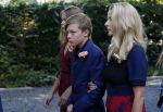 Den Haag 22 augustus 2019
Afscheidsdienst voor prinses Christina op paleis Noordeinde en de koninklijke stallen.
Aanwezig haar Kinderen Bernardo, Nicolas en Juliana alsmede prinses Beatrix prinses Irene prinses Margriet mr Pieter v Vollenhoven Koning Willem Alexander koningin Maxima prinses Mabel prins Constantijn Prinses laurentien en hun kinderen Leonore Claus Casimir Eloise   Prins Carlos  prinses Annemarie prinses Viktoria  Prins Jaime Prinses Carolina met man Albert Brenninkmeijer prinses Margarita met man Tjalling ten cate Prins floris en Prinses Aimee Prins Maurits en Prinses Marilene Prins Pieter Christiaan en Prins Bernhard jr.