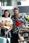 Schiphol 2 augustus 2019
Roxeanne Hazes op schiphol met partner Erik Zwennes en hun zoon Fender