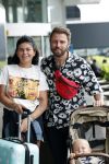 Schiphol 2 augustus 2019
Roxeanne Hazes op schiphol met partner Erik Zwennes en hun zoon Fender