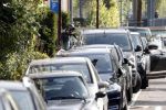 Amsterdam 23 augustus 2019
Ruud de Wild arriveert op zijn motor bij het huis van Olcay Gulsen . Daarna gaan ze met Olcay haar auto naar een fietsenwinkel.