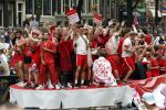 Amsterdam 3 augustus 2019
Gaypride in de grachten van Amsterdam.
Selwyn Senatori met zijn vrouw