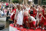 Amsterdam 3 augustus 2019
Gaypride in de grachten van Amsterdam.
Selwyn Senatori met zijn vrouw