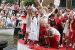 Amsterdam 3 augustus 2019
Gaypride in de grachten van Amsterdam.
Selwyn Senatori met zijn vrouw