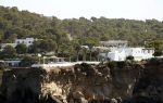 Ibiza  18 augustus 2019
De villa / huis van Wesley Sneijder en Yolanthe Cabau vanaf zee gezien.