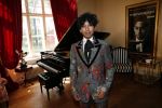 Diepenheim 24 augustus 2019
Wibi Soerjadi geeft tuinconcert in de tuin van zijn huis.