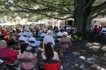 Diepenheim 24 augustus 2019
Wibi Soerjadi geeft tuinconcert in de tuin van zijn huis.