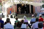 Diepenheim 24 augustus 2019
Wibi Soerjadi geeft tuinconcert in de tuin van zijn huis.