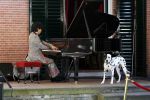 Diepenheim 24 augustus 2019
Wibi Soerjadi geeft tuinconcert in de tuin van zijn huis.