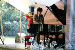 Diepenheim 24 augustus 2019
Wibi Soerjadi geeft tuinconcert in de tuin van zijn huis.