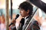 Diepenheim 24 augustus 2019
Wibi Soerjadi geeft tuinconcert in de tuin van zijn huis.