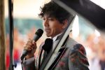 Diepenheim 24 augustus 2019
Wibi Soerjadi geeft tuinconcert in de tuin van zijn huis.
