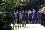 Den Haag 22 augustus 2019
Afscheidsdienst voor prinses Christina op paleis Noordeinde en de koninklijke stallen.
Aanwezig haar Kinderen Bernardo, Nicolas en Juliana alsmede prinses Beatrix prinses Irene prinses Margriet mr Pieter v Vollenhoven Koning Willem Alexander koningin Maxima prinses Mabel prins Constantijn Prinses laurentien en hun kinderen Leonore Claus Casimir Eloise   Prins Carlos  prinses Annemarie prinses Viktoria  Prins Jaime Prinses Carolina met man Albert Brenninkmeijer prinses Margarita met man Tjalling ten cate Prins floris en Prinses Aimee Prins Maurits en Prinses Marilene Prins Pieter Christiaan en Prins Bernhard jr.