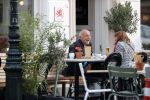 Amsterdam, 27 Augustus 2020 Alfred v d Heuvel met vriendin