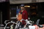 Amsterdam 22 augustus 2020
Arie Boomsma met zijn baby op zijn borst.