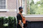 Amsterdam 22 augustus 2020
Arie Boomsma met zijn baby op zijn borst.