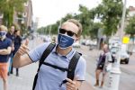 Amsterdam 20 augustus 2020
Arjen Lubach in zijn pop u store ivm met zijn  nieuwe boek stoorzender