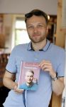 Amsterdam 20 augustus 2020
Arjen Lubach in zijn pop u store ivm met zijn  nieuwe boek stoorzender