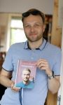 Amsterdam 20 augustus 2020
Arjen Lubach in zijn pop u store ivm met zijn  nieuwe boek stoorzender