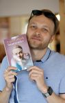 Amsterdam 20 augustus 2020
Arjen Lubach in zijn pop u store ivm met zijn  nieuwe boek stoorzender