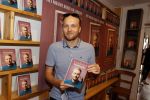 Amsterdam 20 augustus 2020
Arjen Lubach in zijn pop u store ivm met zijn  nieuwe boek stoorzender