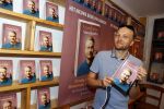 Amsterdam 20 augustus 2020
Arjen Lubach in zijn pop u store ivm met zijn  nieuwe boek stoorzender