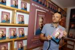 Amsterdam 20 augustus 2020
Arjen Lubach in zijn pop u store ivm met zijn  nieuwe boek stoorzender