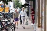 Amsterdam 20 augustus 2020
Bastiaan v Schaik met zijn nieuwe vriend op de pc hooftstraat