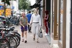 Amsterdam 20 augustus 2020
Bastiaan v Schaik met zijn nieuwe vriend op de pc hooftstraat