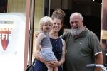 Amsterdam 16 augustus 2020
Bert Simhoffer met zijn vrouw en jongste zoon op de pc hooftstraat