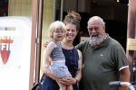 Amsterdam 16 augustus 2020
Bert Simhoffer met zijn vrouw en jongste zoon op de pc hooftstraat
