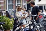 Amsterdam 22 augustus 2020
Chantal janzen met haar man Marco en hun zoontje Bobby