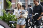 Amsterdam 22 augustus 2020
Chantal janzen met haar man Marco en hun zoontje Bobby