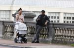 Amsterdam 4 september 2020
Dotan wandelend met een vriendin en haar baby