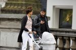 Amsterdam 4 september 2020
Dotan wandelend met een vriendin en haar baby