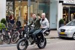 Amsterdam 12 september 2020
Dave en Dries Roelvink samen op electrische Knaap fiets