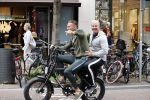 Amsterdam 12 september 2020
Dave en Dries Roelvink samen op electrische Knaap fiets