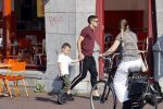 Amsterdam 14 september 2020
Dusan tadic met kinderen en vrouw op straat in Amsterdam