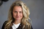 Amsterdam 14 september 2020
Presentatie frisdrank en reep van Fajah Lourens die bij alle jumbo supermarkten verkocht gaat worden .
Fatima Moreiro de Melo
