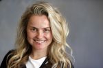 Amsterdam 14 september 2020
Presentatie frisdrank en reep van Fajah Lourens die bij alle jumbo supermarkten verkocht gaat worden .
Fatima Moreiro de Melo