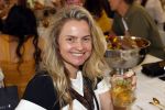 Amsterdam 14 september 2020
Presentatie frisdrank en reep van Fajah Lourens die bij alle jumbo supermarkten verkocht gaat worden .
Fatima Moreiro de Melo