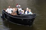 Amsterdam 17 september 2020
Ton en Hannie Veerkamp met hun zoon en vrienden aan het varen in de grachten van Amsterdam. Ze hebben een Maxima sloep