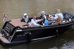Amsterdam 17 september 2020
Ton en Hannie Veerkamp met hun zoon en vrienden aan het varen in de grachten van Amsterdam. Ze hebben een Maxima sloep